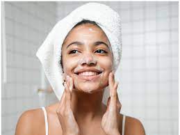 Which facewash should be used on which skin