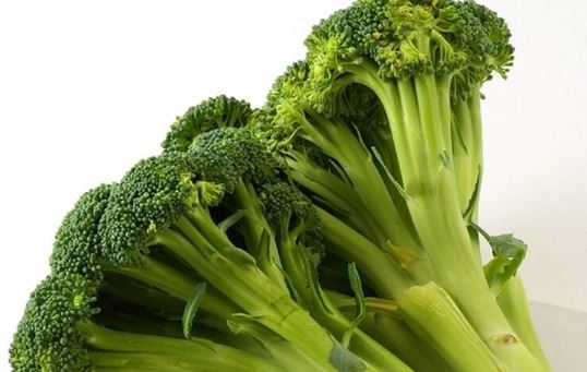 Disadvantages of eating broccoli