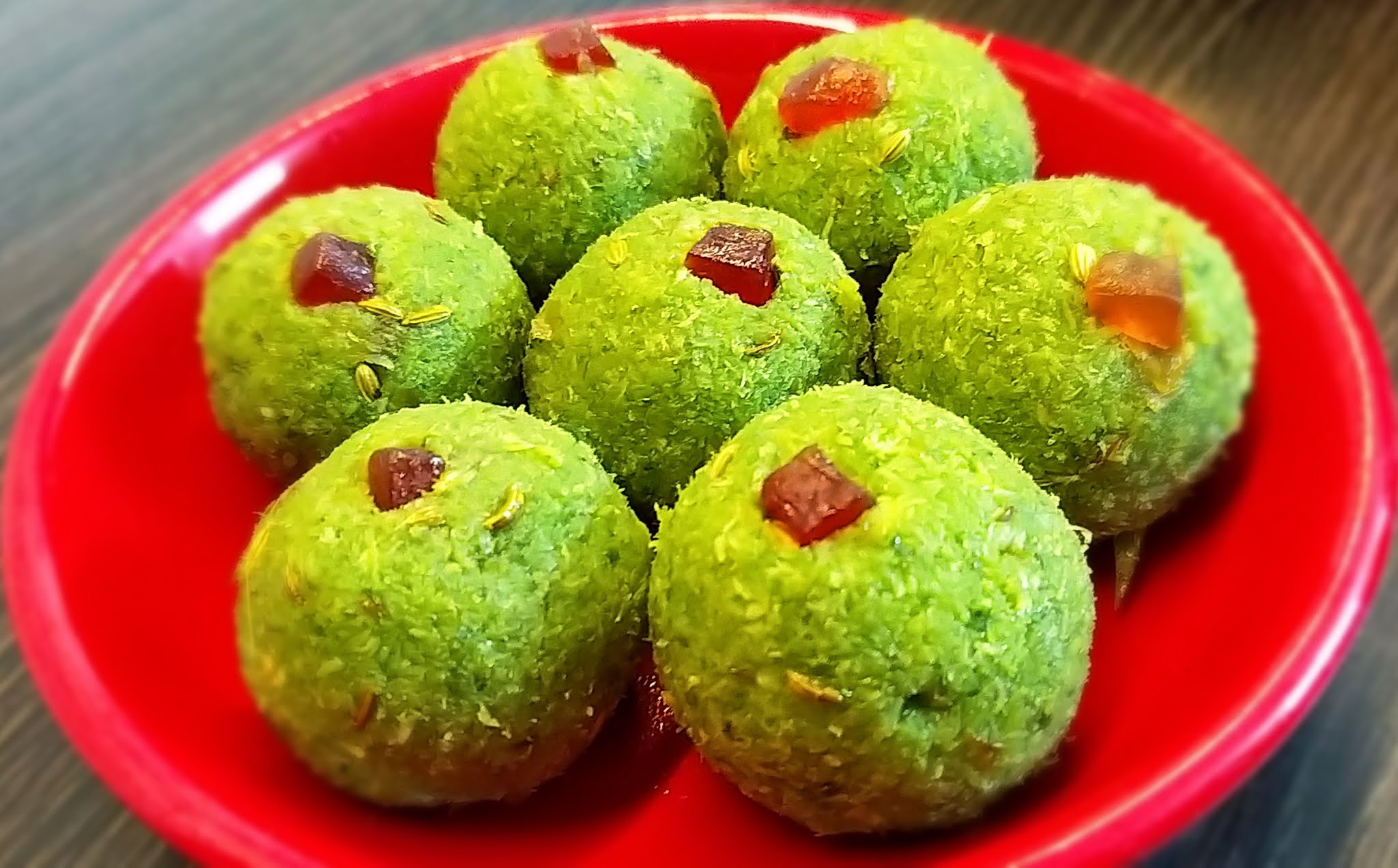 Easy Recipe to Make Paan Ladoo