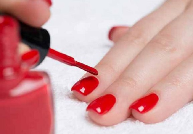 Trick to Dry Nail Paint in Minutes