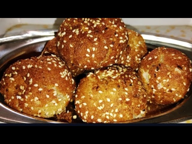 Make Anarsa Goli at Home in a Very Easy Way