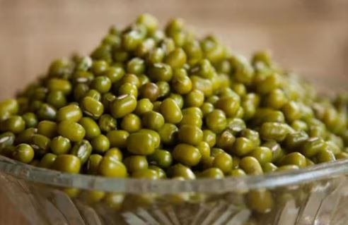 Benefits of Whole Moong Dal