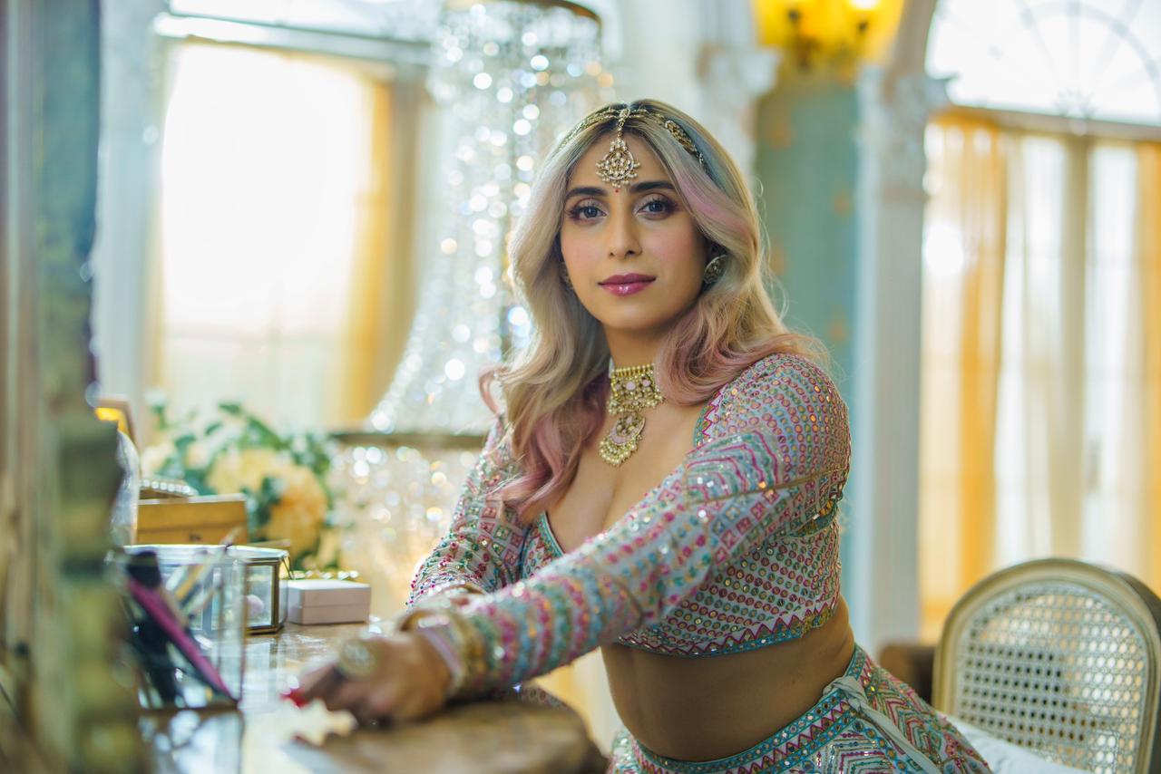 Singer Neha Bhasin