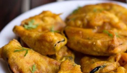 Tasty Brinjal Pakodas Recipe