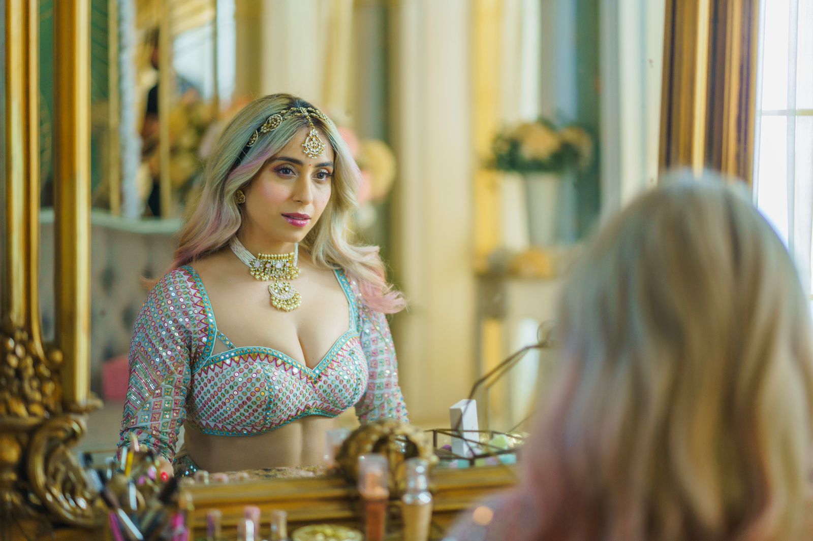 Singer Neha Bhasin