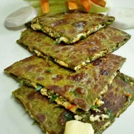  Tasty recipe of Paneer and Spinach Paratha