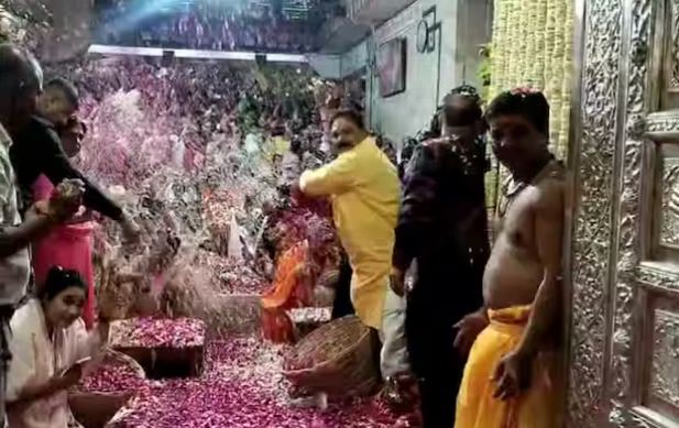 Holi of flowers in Ujjain Mahakal