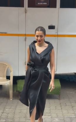 Glamorous actress Malaika increased the heartbeats of fans in black dress