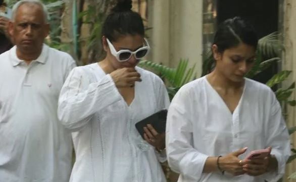 Famous Bollywood actor Deb Mukherjee dies at the age of 83